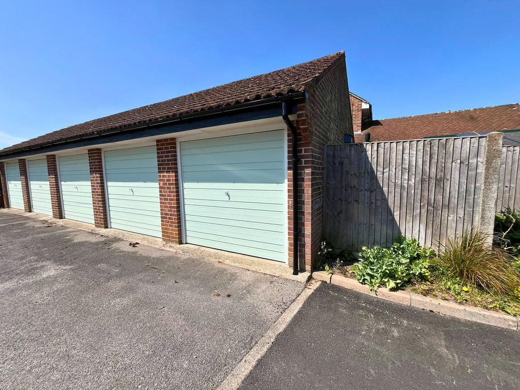 Lipscomb Close Hermitage